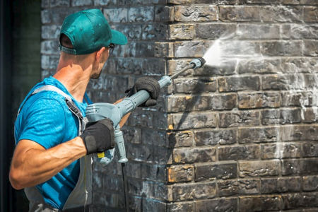 Choosing a pressure washer for the job